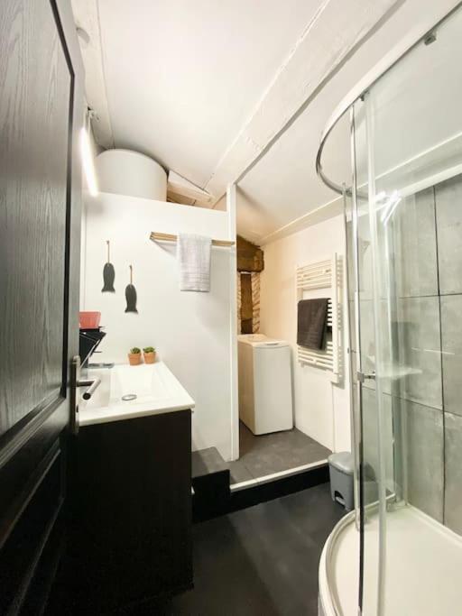 Bel Appartement - 2 Chambres - Proche Du Vieux Marche لا روشيل المظهر الخارجي الصورة